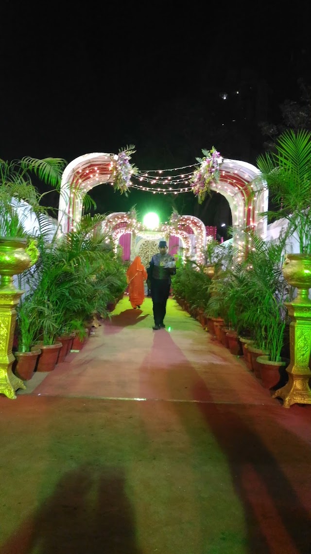 Ayesha Lawn